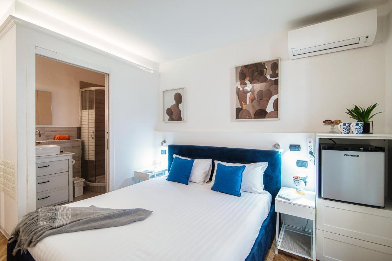 Joivy Al Duomo Guest House Como Luaran gambar