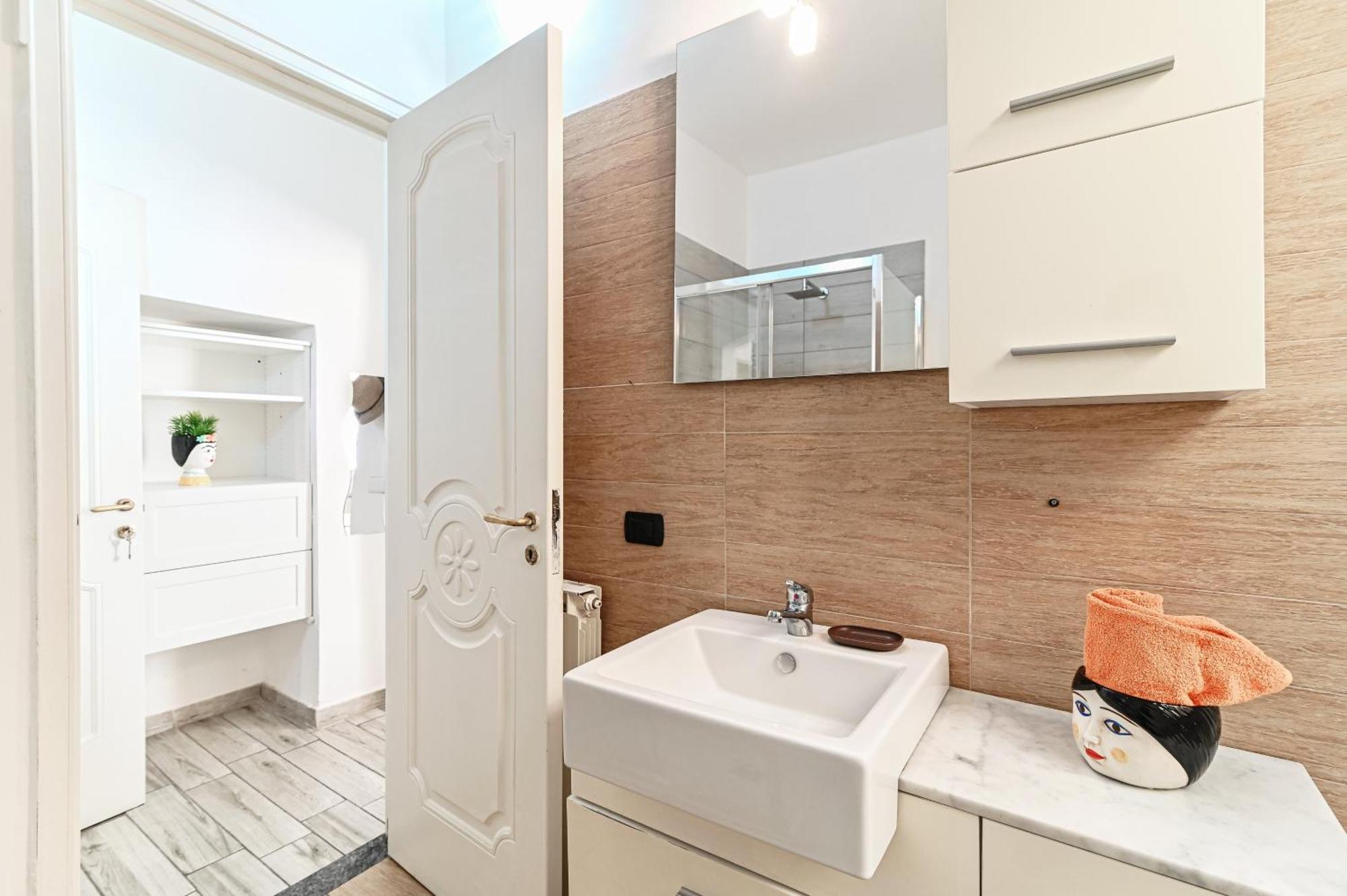 Joivy Al Duomo Guest House Como Luaran gambar