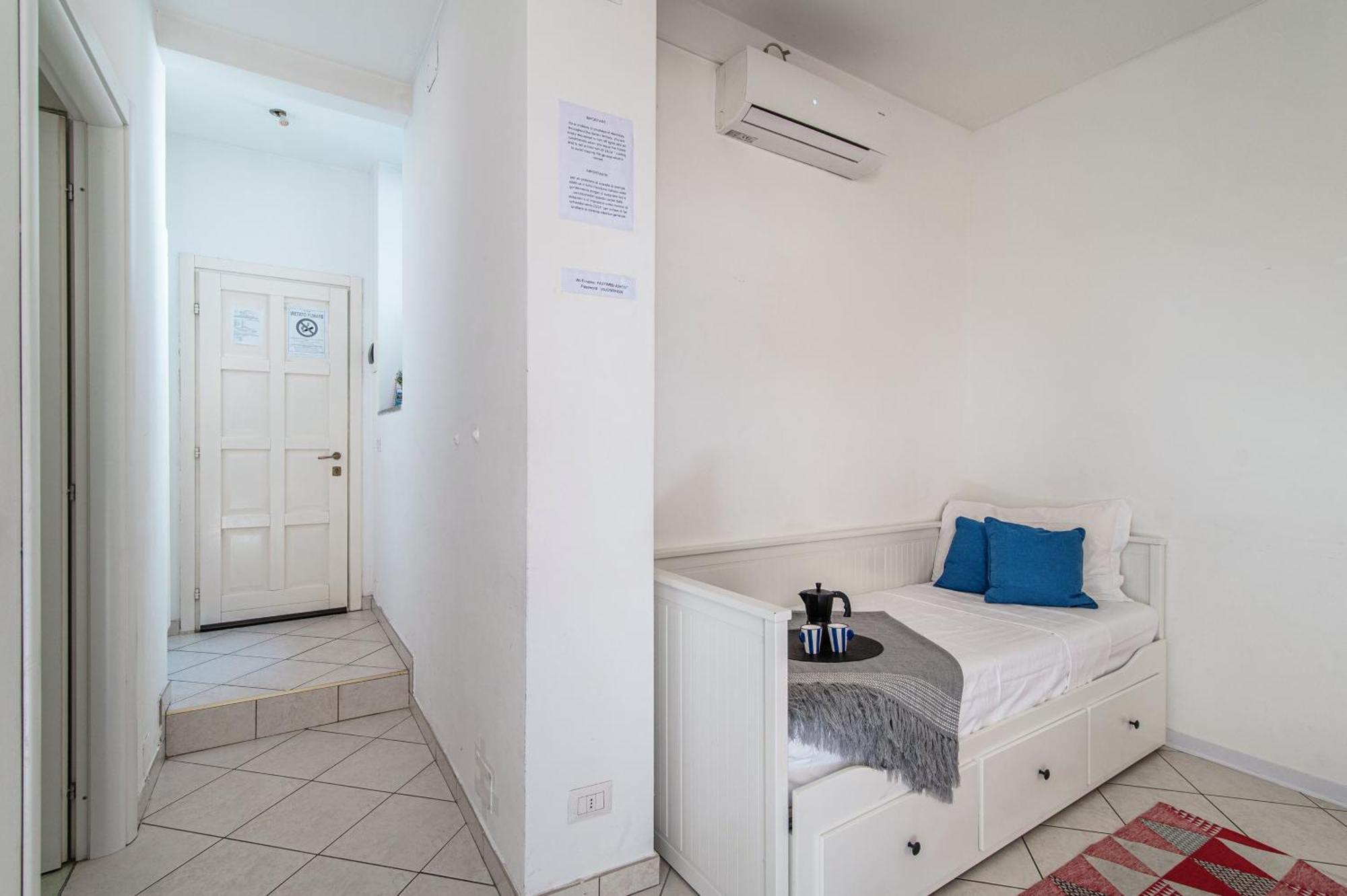 Joivy Al Duomo Guest House Como Luaran gambar